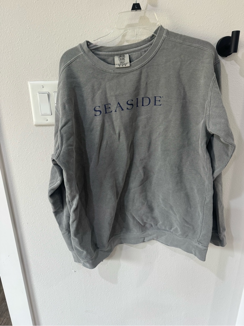 SEASIDE Gray Crewneck Sweatshirt
